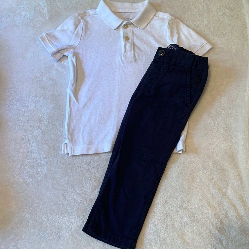 💚 Polo Shirt & Uniform Pants Outfit